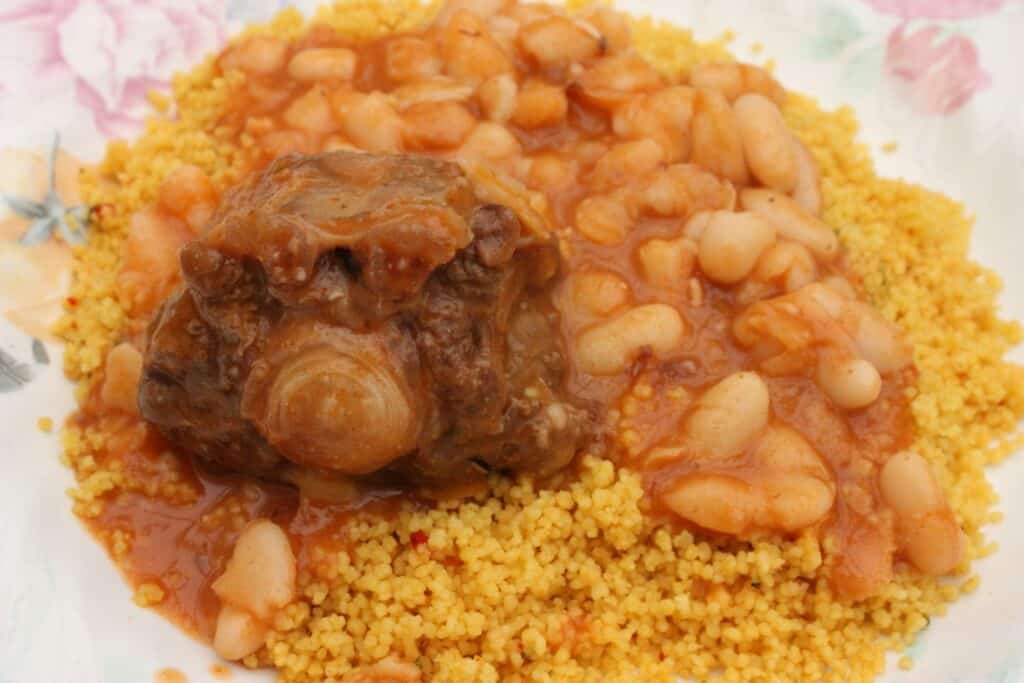 Pratos Vegetarianos em Marrocos: Guia Completo da Gastronomia Sem Carne Loubia