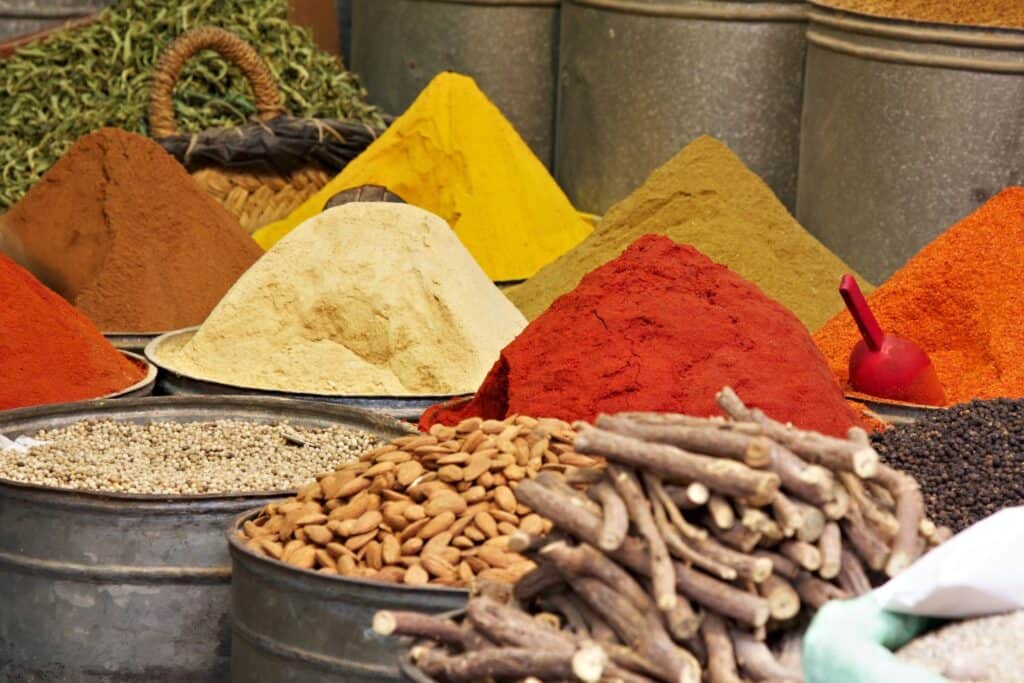 Mercados de Especiarias em Fez