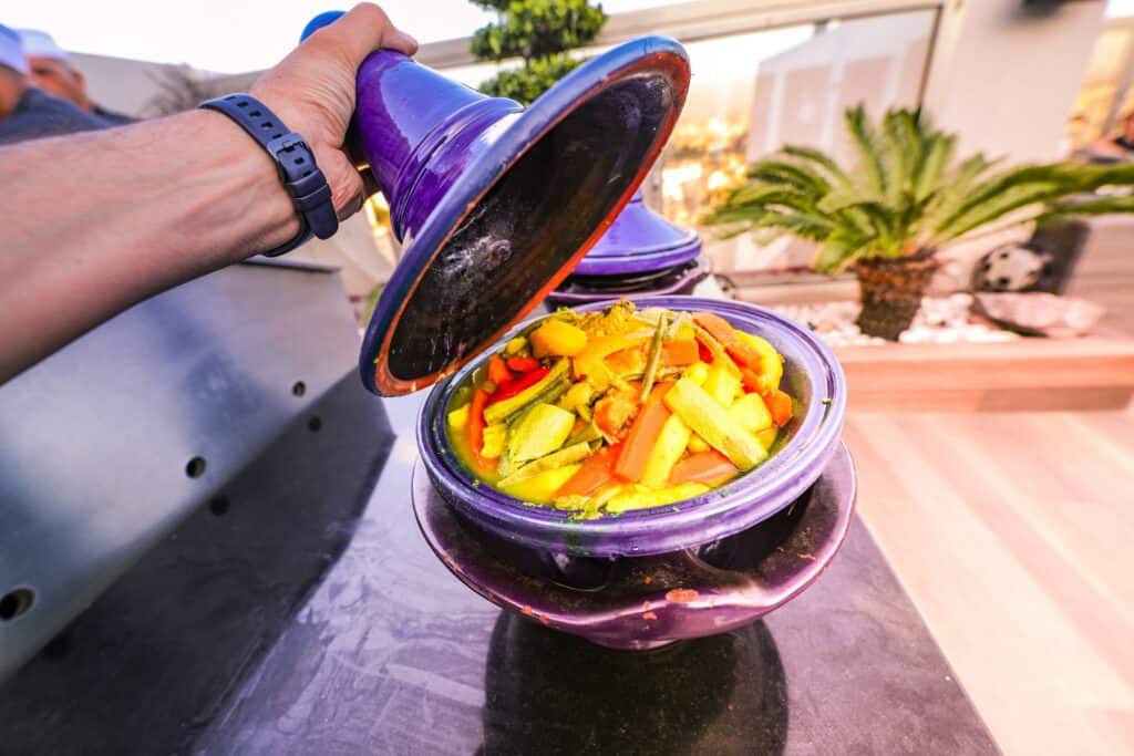 Pratos Vegetarianos em Marrocos: Guia Completo da Gastronomia Sem Carne Tagine de Legumes