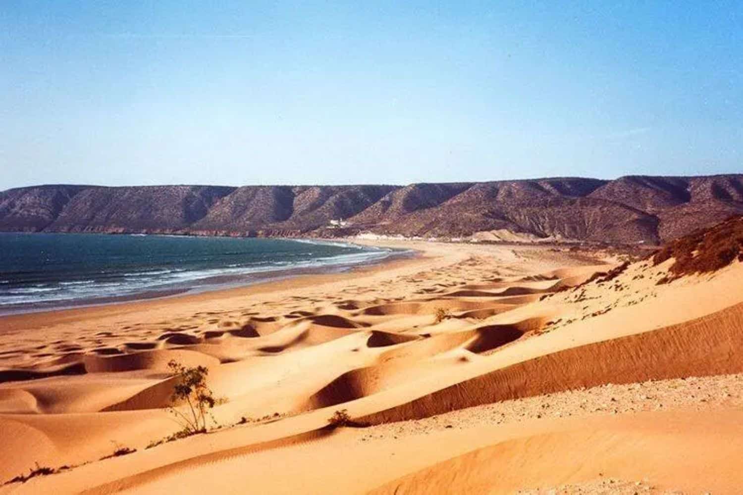 Viagem Marrocos com Visto Português: Tudo o Que Você Precisa Saber Antes de Embarcar Praia de Cap Sim