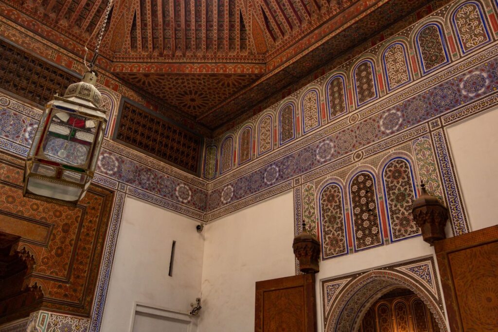 Os 15 Melhores Museus em Marrakech: Guia Completo e Atualizado (Com Dicas, Preços e Infos Que Ninguém Conta) Museu do Palácio Bahia