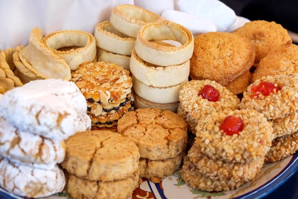 Tour Gastronômico em Fez: Uma Imersão Autêntica nos Sabores do Marrocos Doces marroquinos artesanais